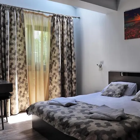 Vila Eda بيت للعطل